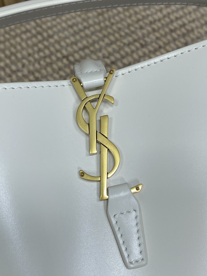 Y51 top handle bags